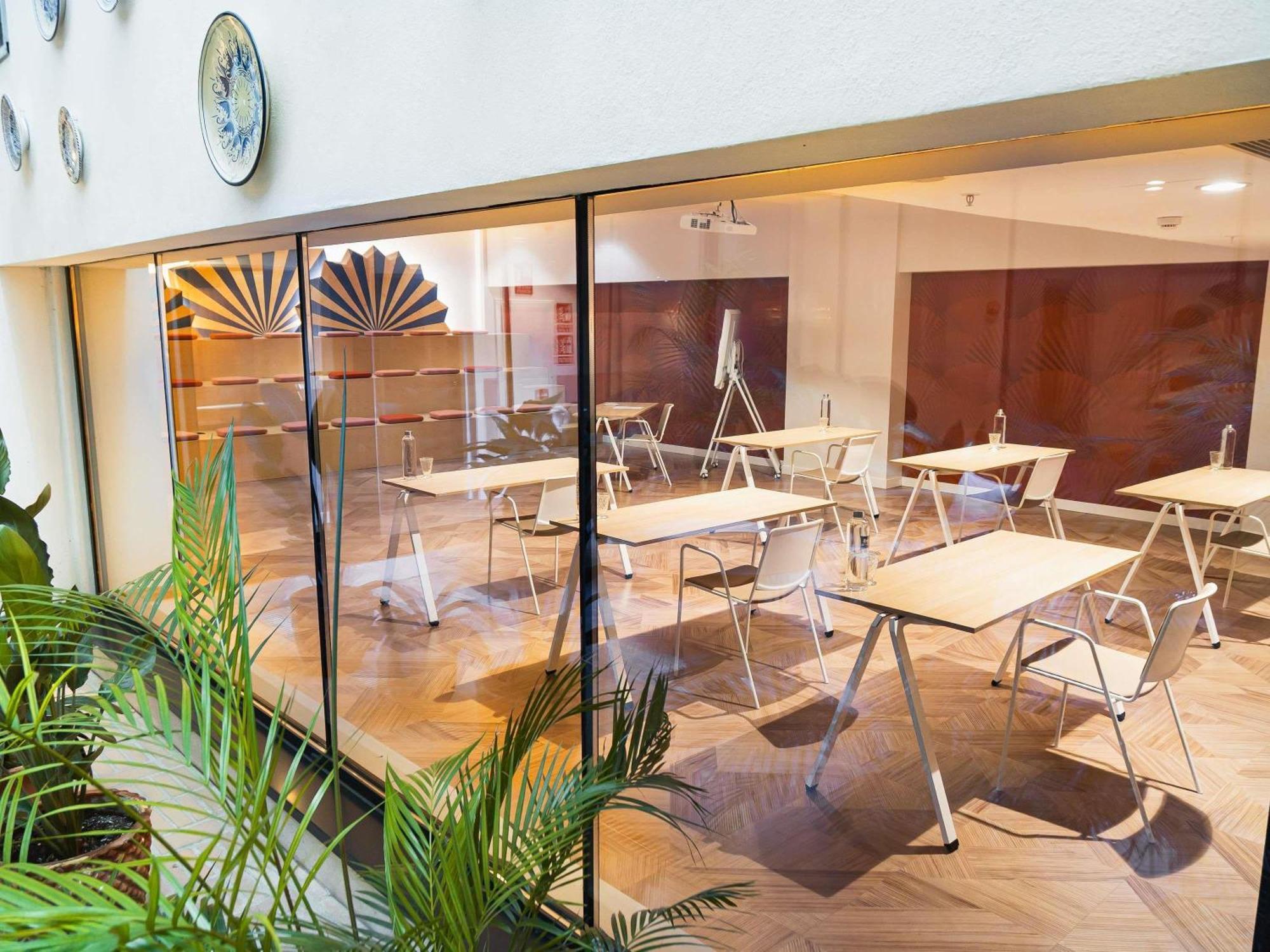 Ibis Styles Sevilla City Santa Justa Exteriér fotografie